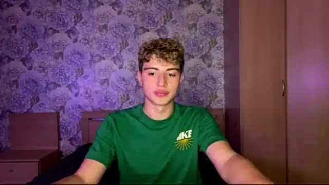 AlfredSweet webcam