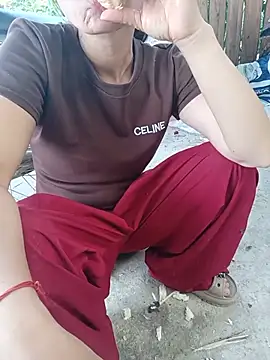 Linda-yiyi webcam