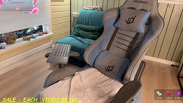 SandyChris webcam