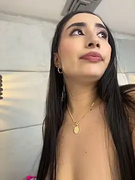 IvonneOwen webcam