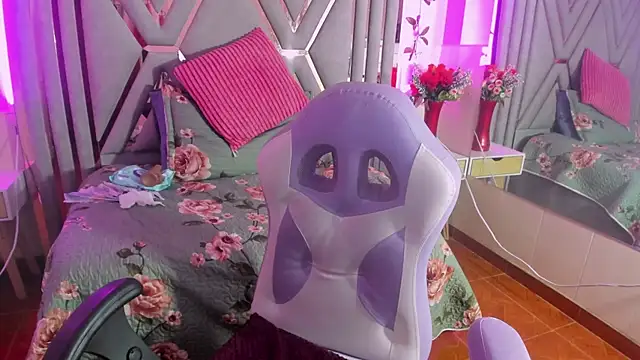 adri_rivera webcam