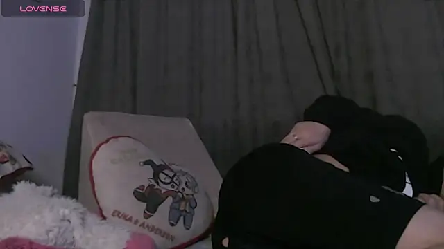 KikyoAndDrey webcam