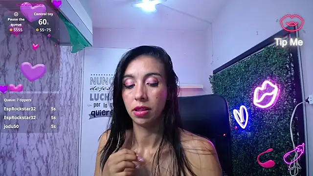 sandra_petite19 webcam