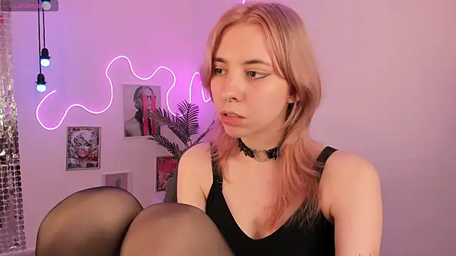 Camilla_Evers webcam