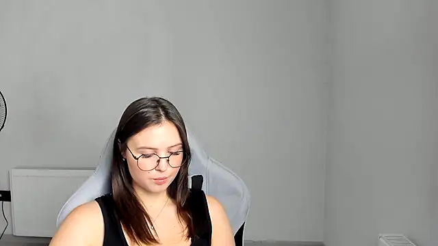 Regina_cute_ webcam