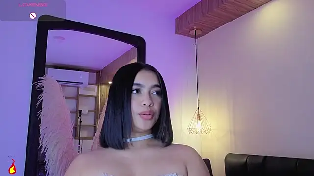 Chloe_monroee webcam