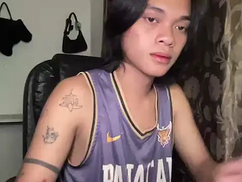 Justine0419 webcam