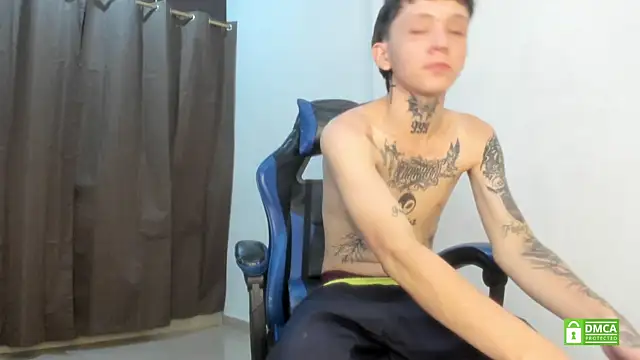Nick_TattooedGuy webcam