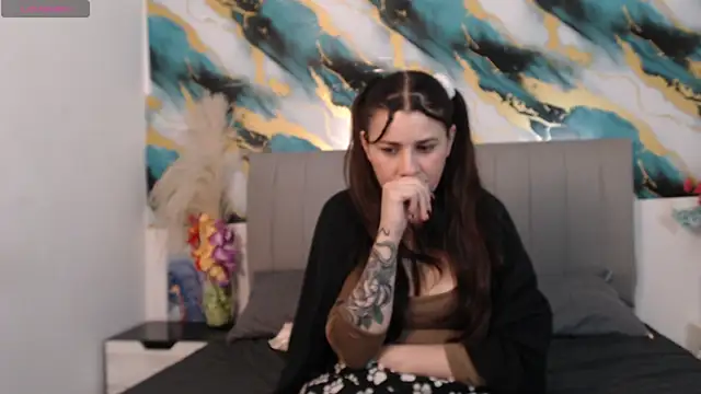 ElizabethChart webcam