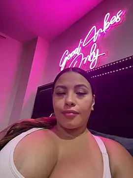 sexyyykloee webcam