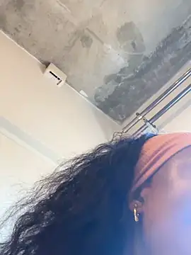 slimcateee webcam
