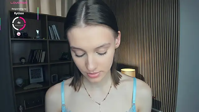 LianneBynon webcam