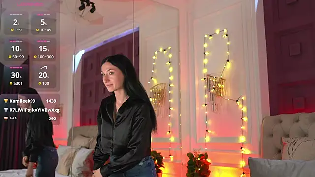 EllieJules webcam