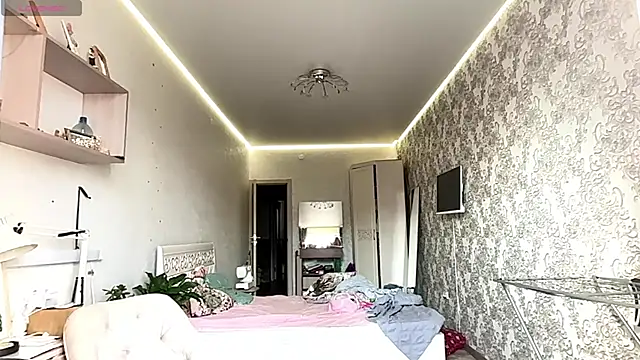 kamila_18_french