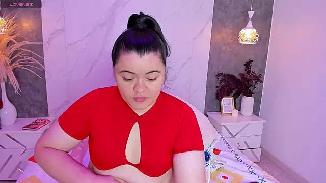 Vicky-Mooree webcam