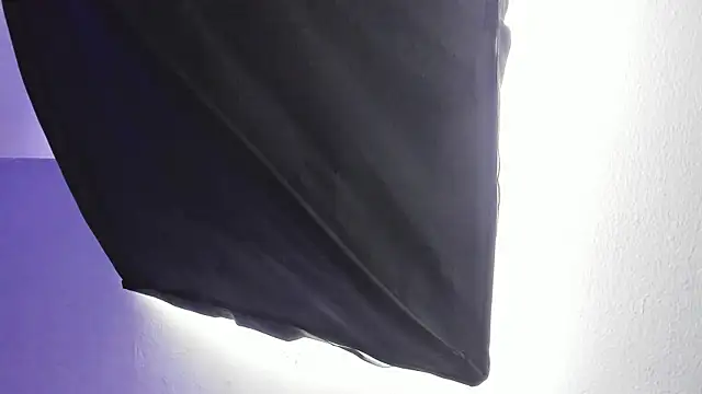 Chanel_Cruzz webcam