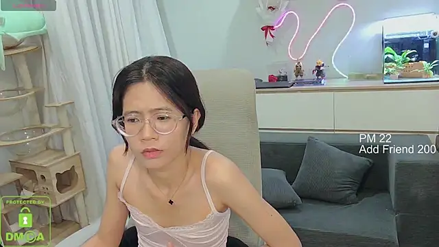 littlemiilk webcam