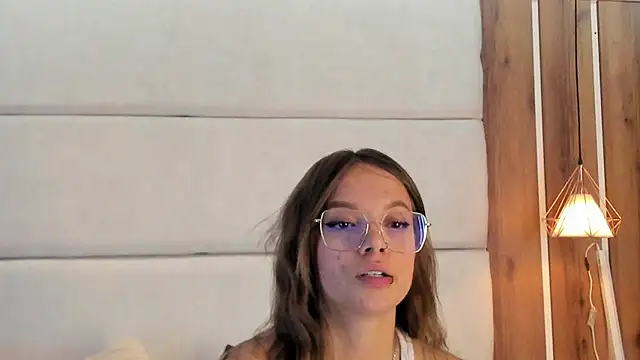 AmmyJones_ webcam
