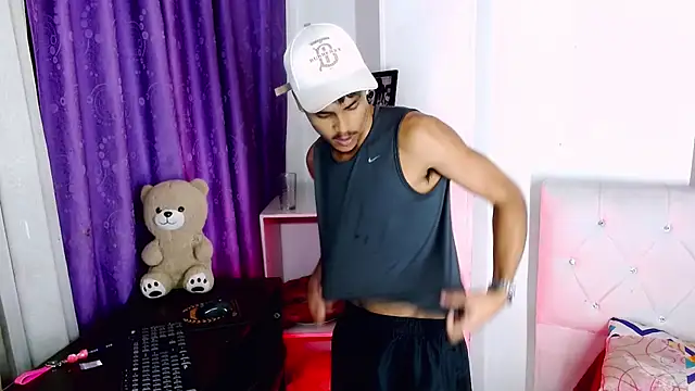 Angel_foxc13 webcam