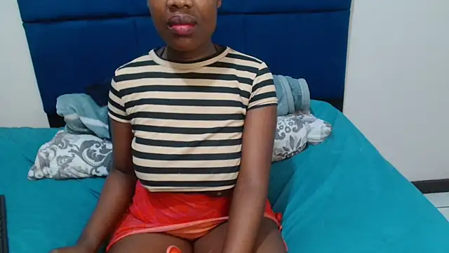 SoftButPsycho live cam on StripChat