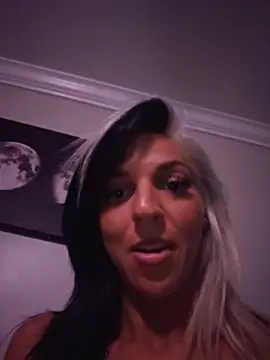 lil_jiggly webcam