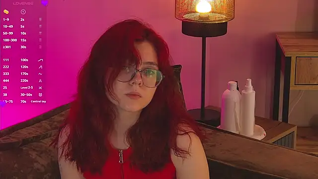 nora__ray - Nora__Ray's free webcam - UK Sex Cams