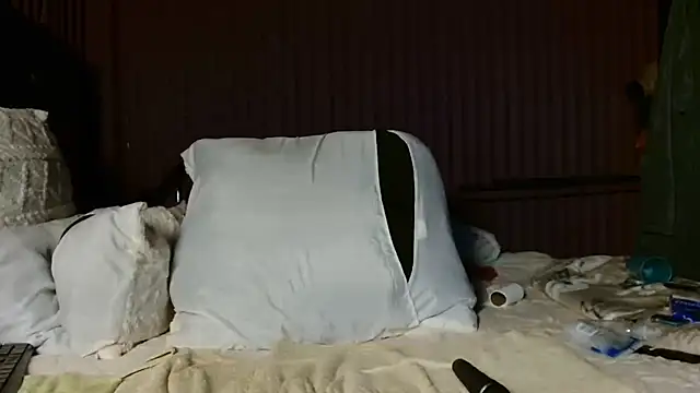 Bustyboobs02xx webcam