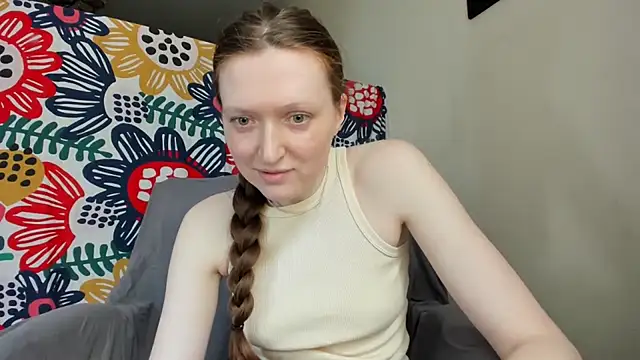 Holistic_woman webcam