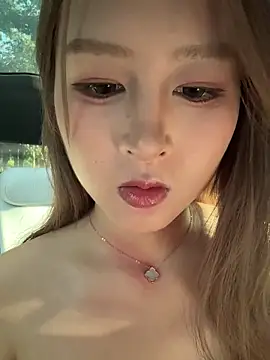 yuki_june Live Webcam on Stripchat