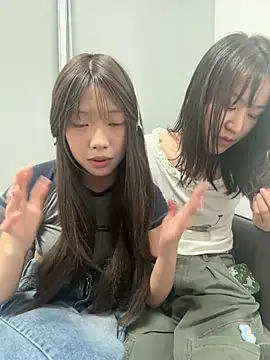YY-1-1-1 Live Web Cam Show