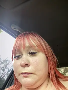 LadyDreams11 webcam