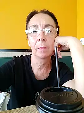 celine_faer1 - Celine_Faer1's free webcam - UK Sex Cams