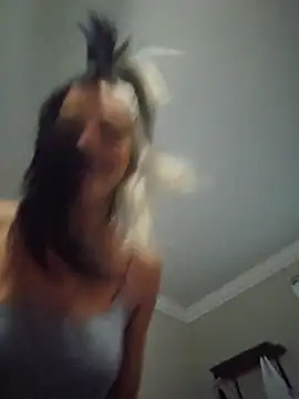 lil_jiggly webcam