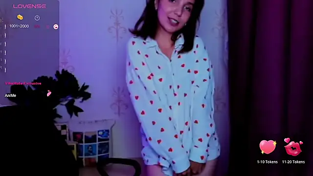 KindHazelHere_ webcam