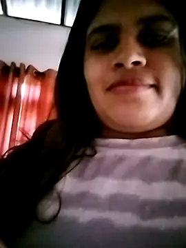 Shakeera1 webcam