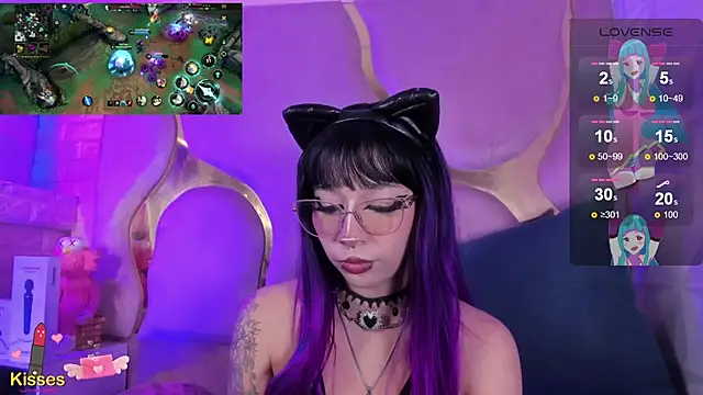 NaniiSisy webcam
