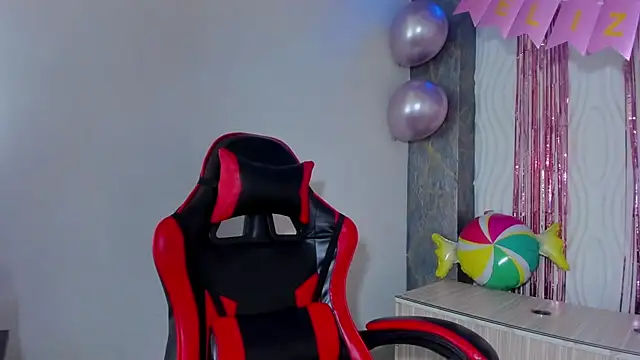 Raven_Rouge_ webcam