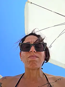 sexy7883 Live Web Cam Show