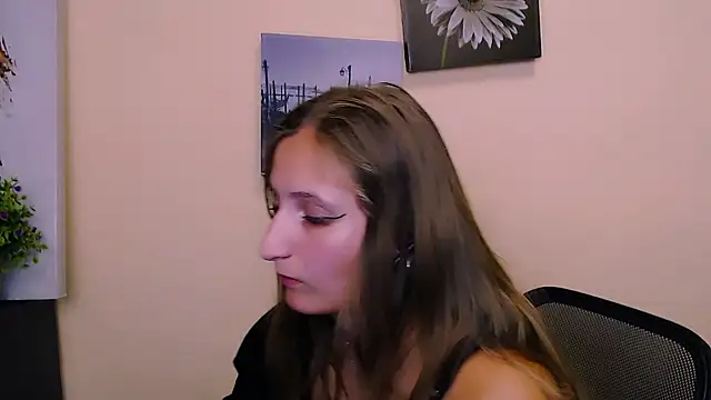 Jenny_smille_ webcam