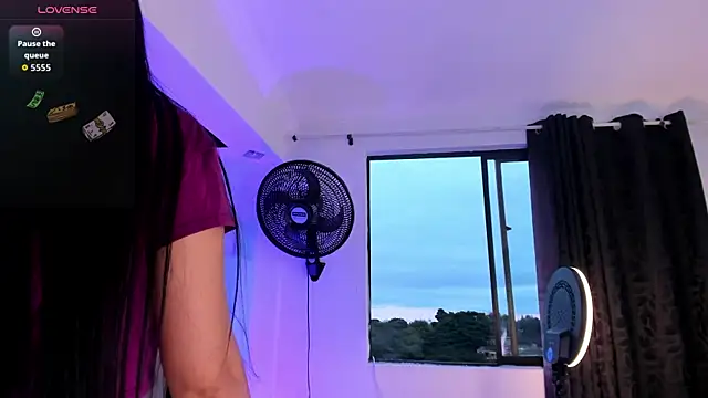 TifanyWhite_ webcam