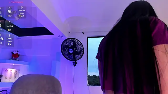 TifanyWhite_ webcam