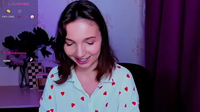 KindHazelHere_ webcam