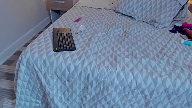 Emilly_Beaumont webcam