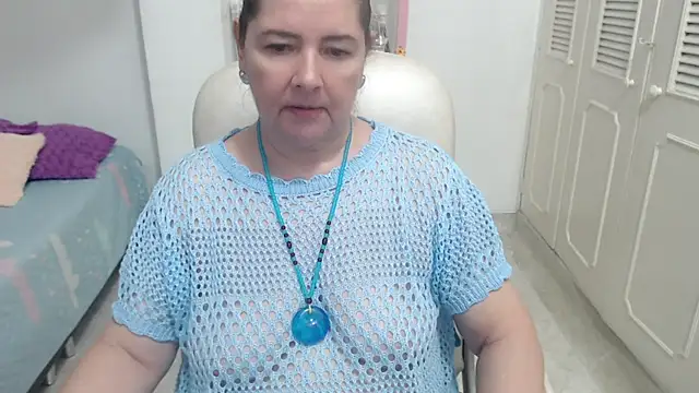 leonela_69 webcam