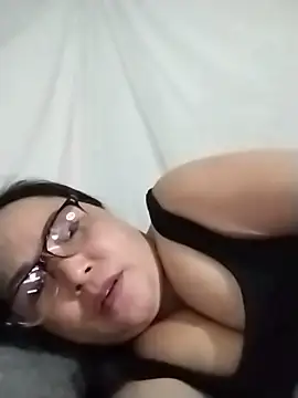 Naaya8109 webcam