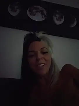 lil_jiggly webcam