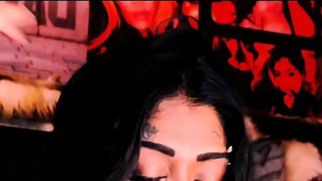 indian_dreamgirl webcam