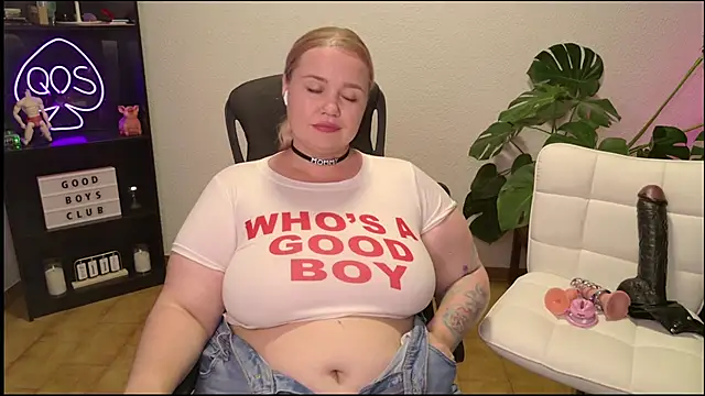 MargotGrey webcam