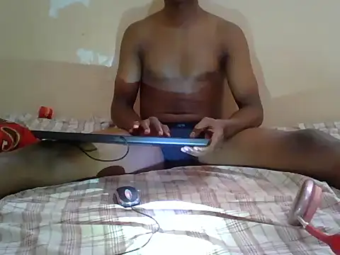 handsome25555 webcam