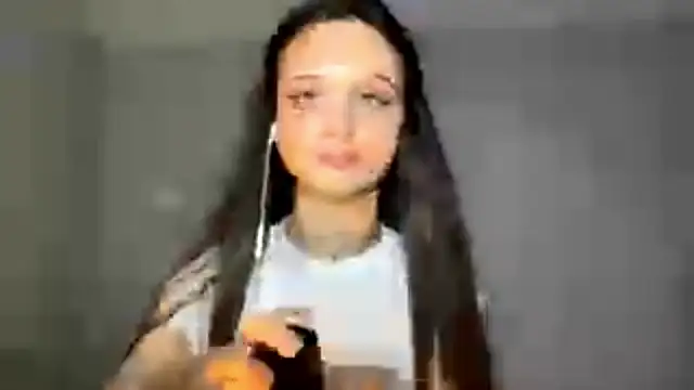 MayraLucarelli webcam